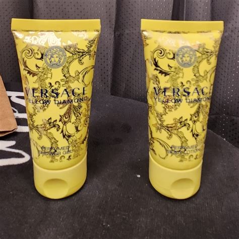 versace yellow diamond natural spray|versace yellow diamond body wash.